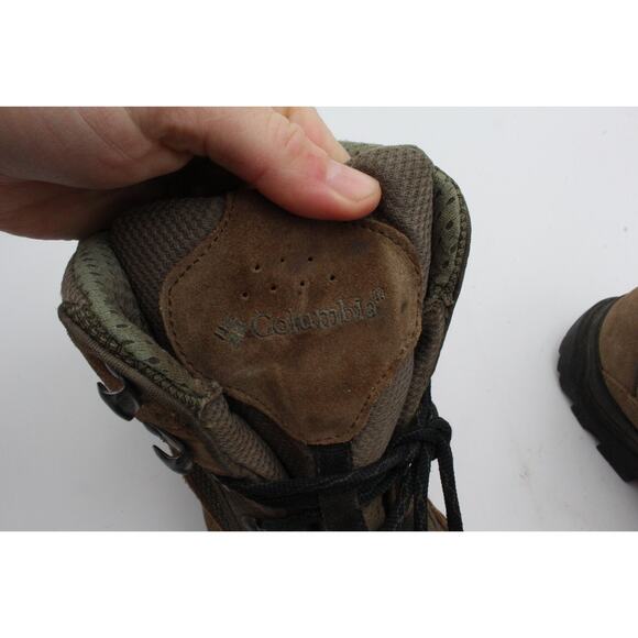 Columbia Size 10 Waterproof Hiking Boots Nice Tread - Picture 10 of 12